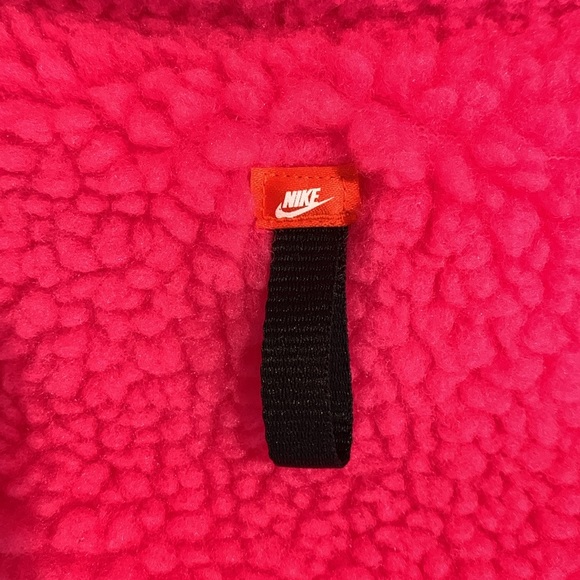 Nike Winter Coat - Picture 5 of 9